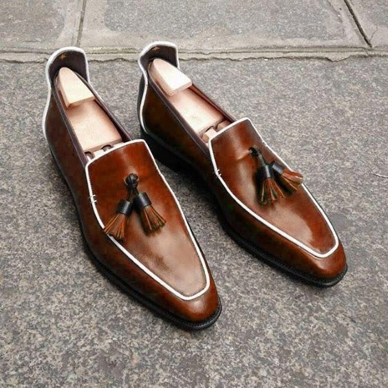 Men's Brown Leather Tasseled Moccasin Loafers - LEATHERSHOE
