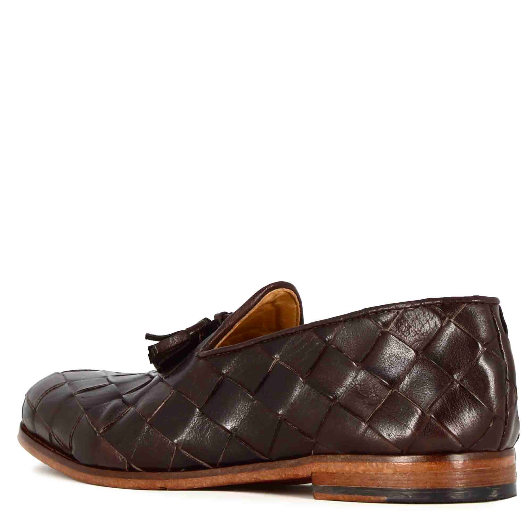 Men's loafers with tassels in dark brown woven leather